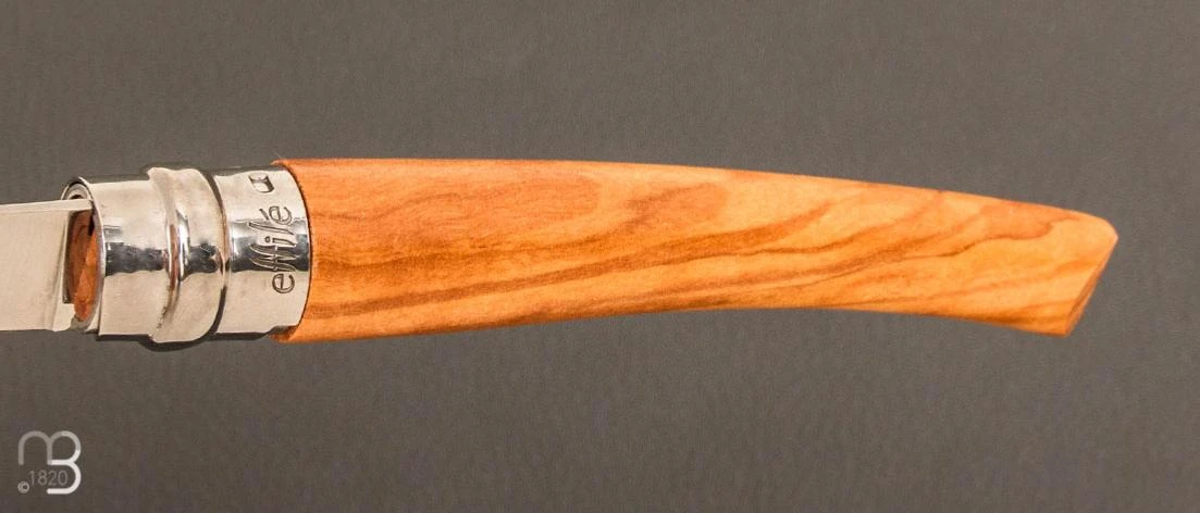 Couteau Opinel Effilé N°10 Inox Olivier - Nouvelle Version 3 Couteau Opinel Effilé N°10 Inox Olivier - Nouvelle Version – Image 3