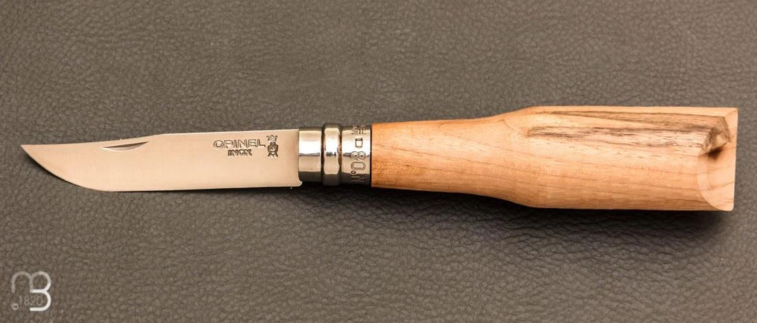 Couteau Opinel N°8 à Sculpter En Noyer 1 Couteau Opinel N°8 à Sculpter En Noyer